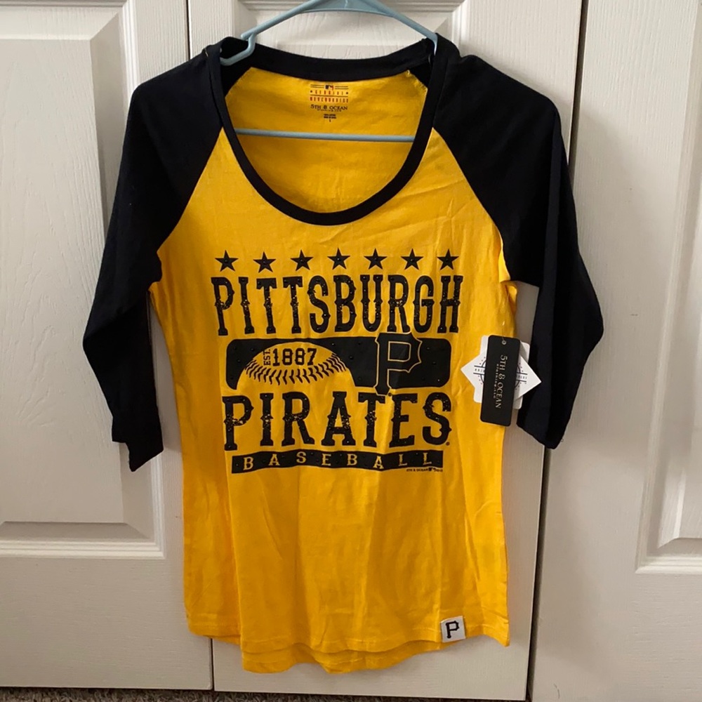 Pittsburgh Pirates shirt!